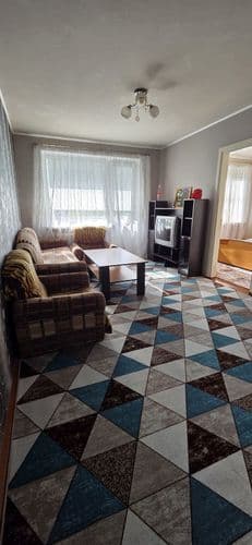 Всем привет) Сдаем «трешку» на длительный срок. Адрес — наб. Ф. Скорины, 36. Есть всё необходимое: мебель, техника, балкон, подвал. Дом и двор недав...