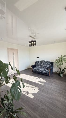 В продаже хорошая аккуратная,теплая двухкомнатная квартира с мебелью и бытовой техникой, заезжай и живи. Расположена по адресу : г. Могилев, ул.Гасте...