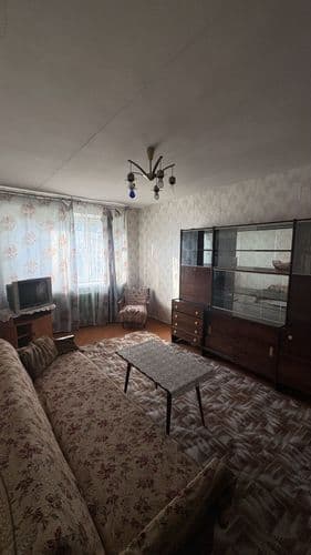 Сдается уютная квартира в центре города . Прекрасное расположение дома.