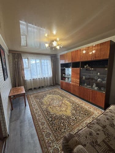 Продается двухкомнатная квартира по адресу: ул.М.Горького, д.59б Квартира расположена на 1 этаже 5-этажного панельного дома, построенного в 1964 году....