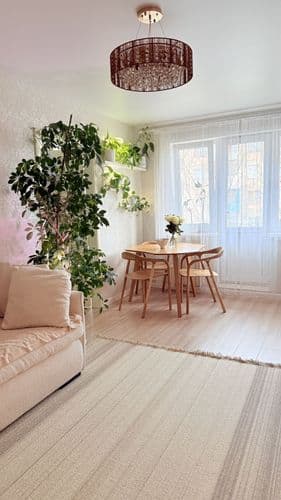 Квартира 2х- комнатная ул. Поповича центр города