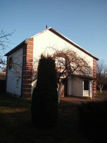 Сдается двухэтажный дом с Баней (собственник). 140 м2, 4 комнаты и кухня-гостиная. Очень ухоженный, с оригинальной немецкой обстановкой. Красивая терр...