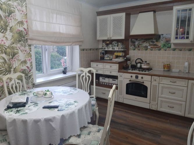 В продаже 3-х комнатная квартира с ШИКАРНОЙ планировкой в экологически чистом районе города. Пл. 86,85/53,16/15,45 м кв. Квартира с хорошим ремонтом, ...