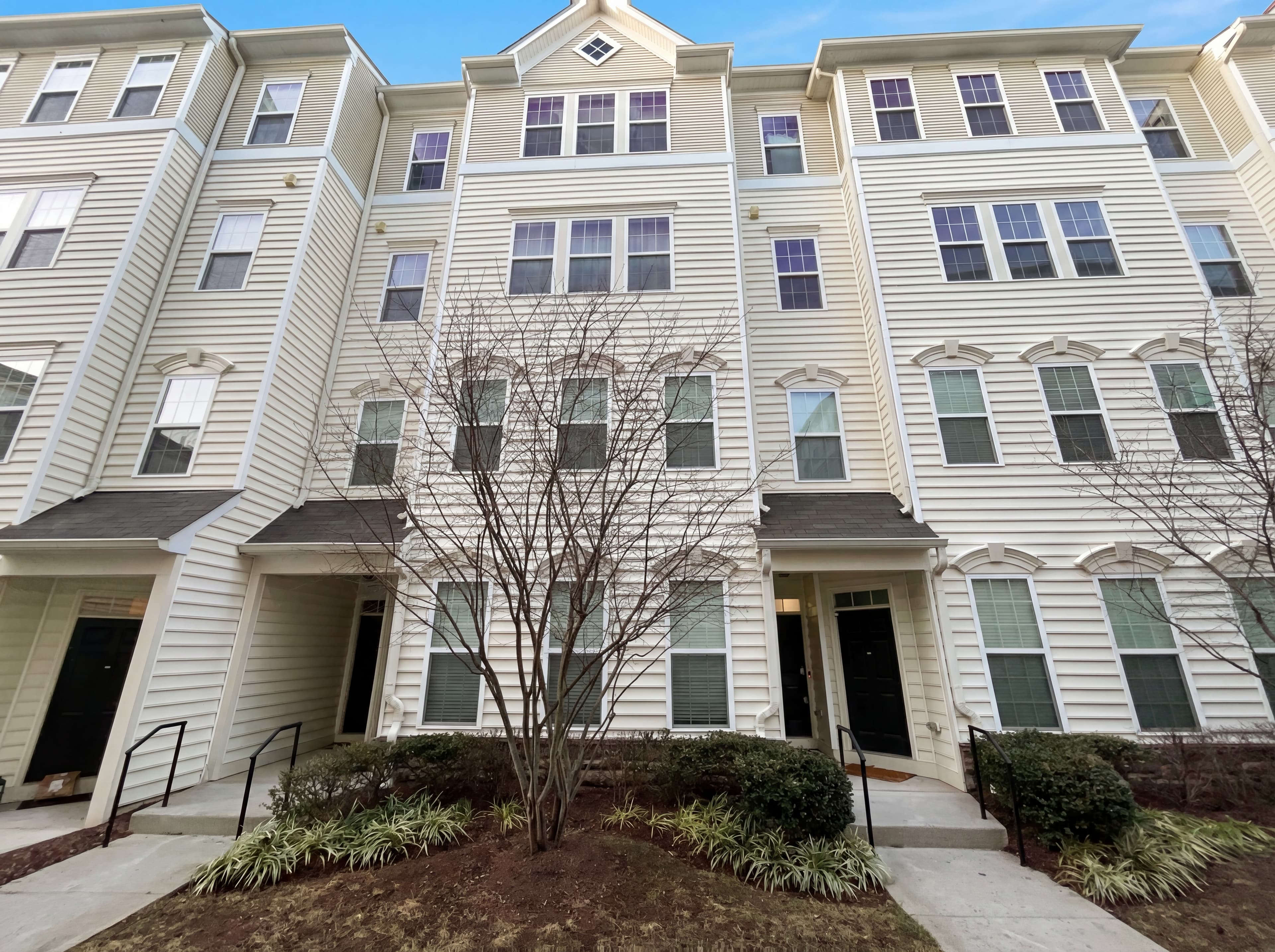 42320 San Juan Ter Aldie VA 20105