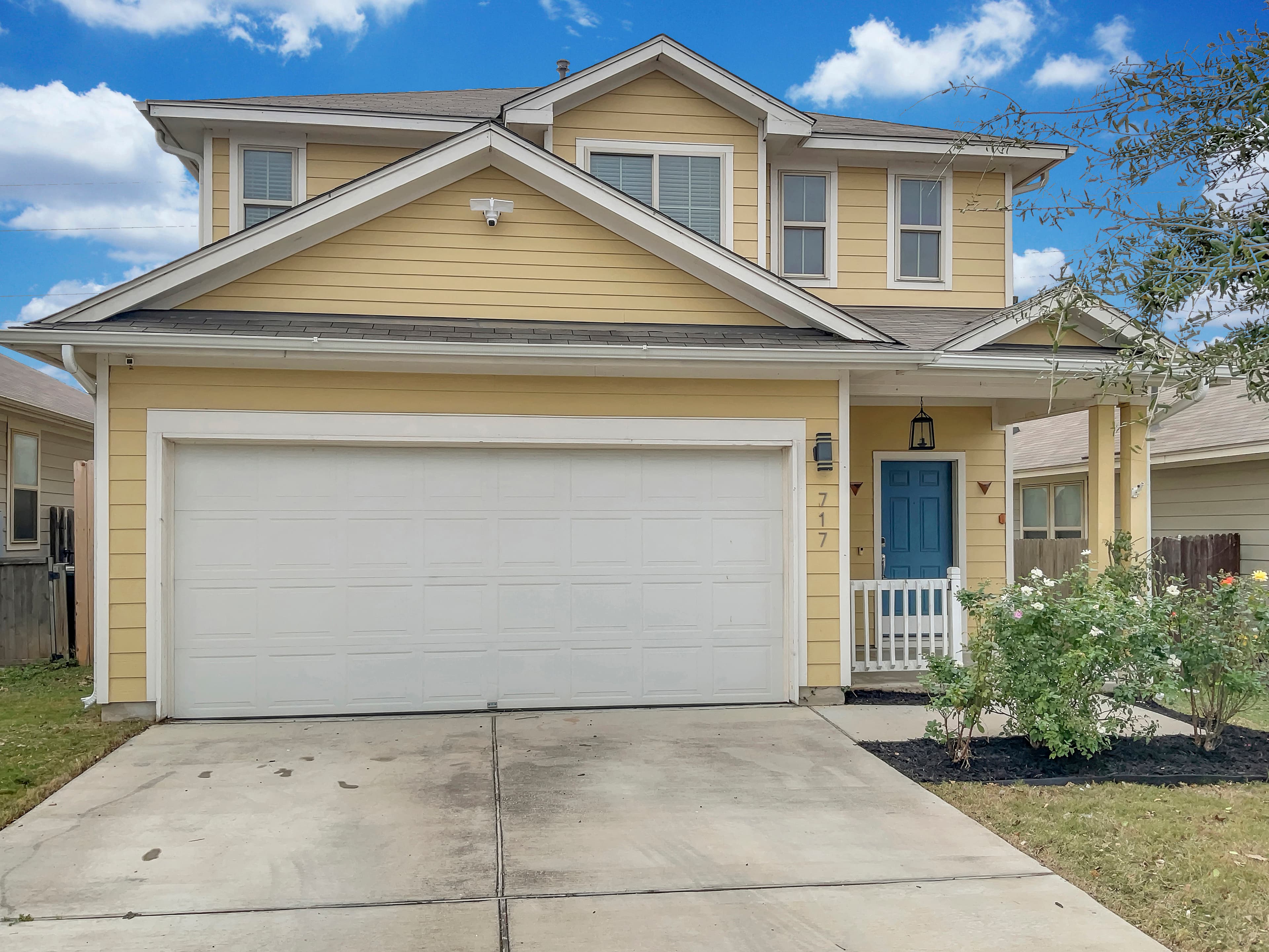 717 Twisted Oaks Ln Buda TX 78610