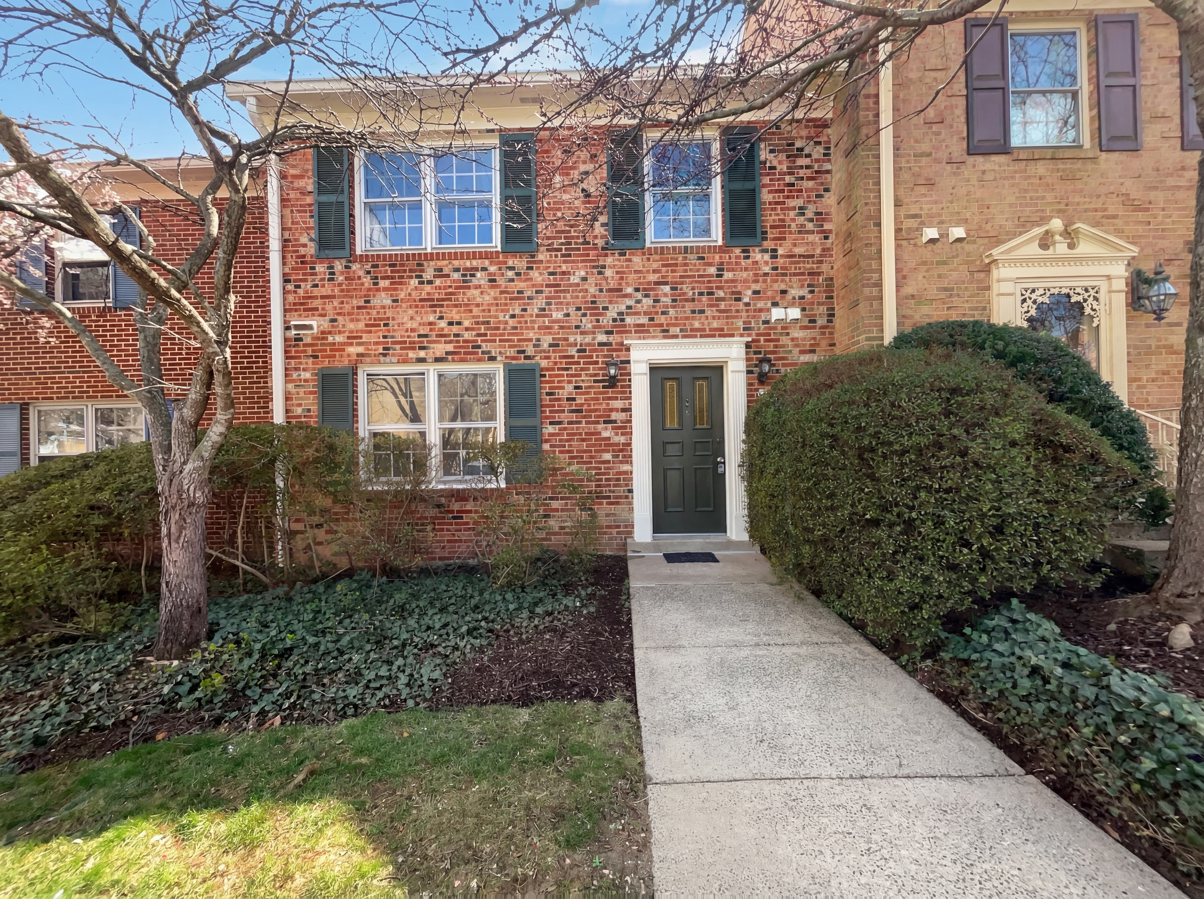 645 N Armistead St Alexandria VA 22312